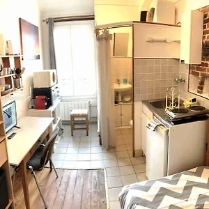 studio-elphants-2.hotels-rhonealpes.com/